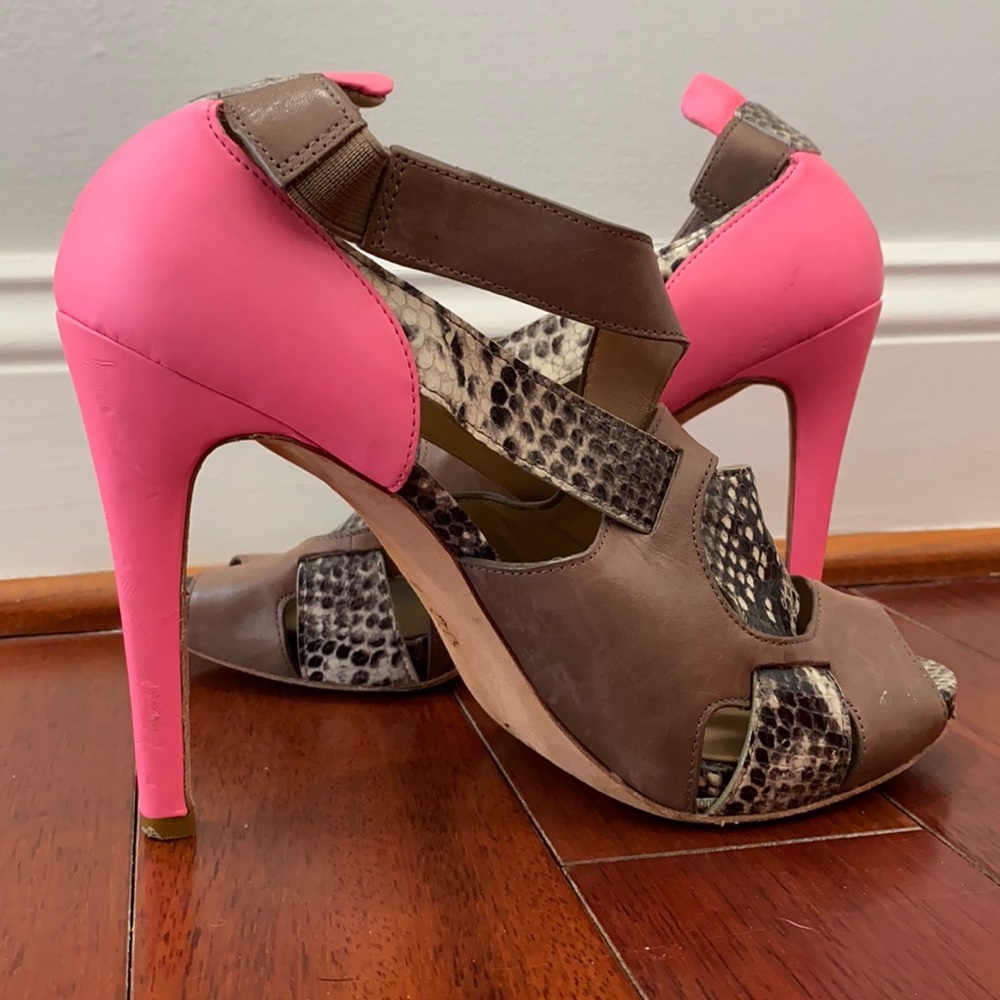 Joan & David Stilettos